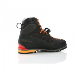 Evo hotsell climbing boots