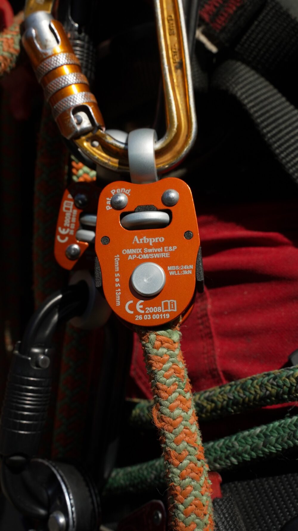 E&P_inuse_6 Omnix Swivel Eye&Pin
